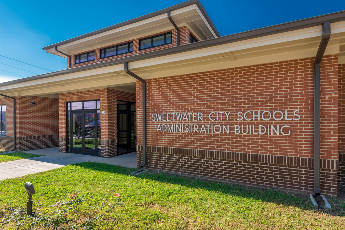 Exterior image of Sweetwater City Schools Administration Building