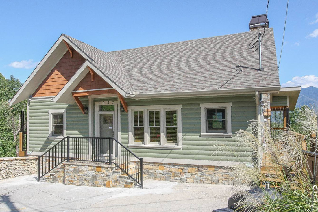 Rebuilt after Burning Down in the Gatlinburg Fire this Mountain Chalet features 5 Bedrooms and 4 Full Bathrooms, a Game Room, and Two Large Porches Overlooking the Great Smokey Mountains